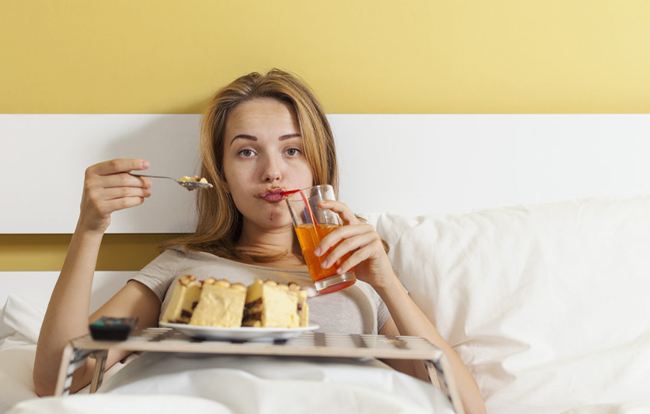 4 Kebiasaan Setelah Makan Yang Berbahaya Untuk Kesehatan